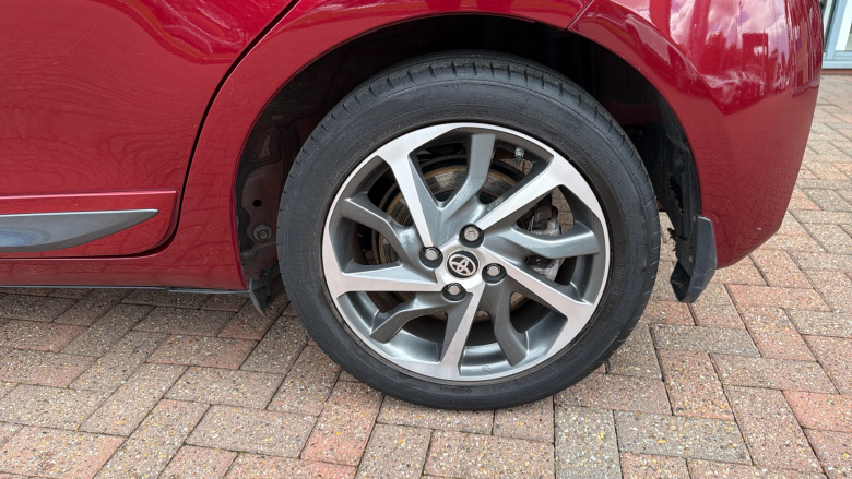 Toyota Yaris 1.5 Hybrid Y20 5dr CVT [Bi-tone] Hybrid Hatchback